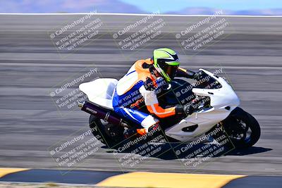 media/Mar-25-2024-Moto Forza (Mon) [[8d4319bd68]]/3-Intermediate Group/Session 3 (Bowl)/